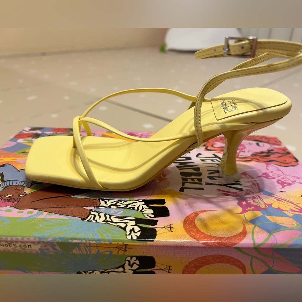 NWT Jeffrey Campbell Fluxx Kitten